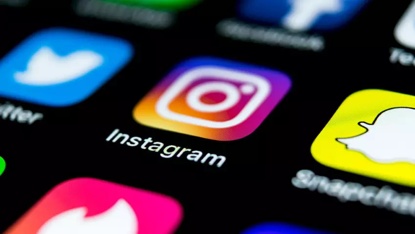 Instagram na iOS urządzeniach dostał ciemny motyw
