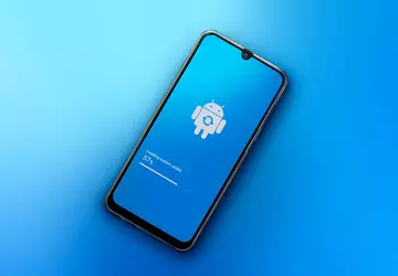 Android 15 jest już w Motoroli: ...