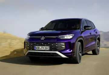 Nowy siedmiomiejscowy crossover Volkswagen Tayron debiutuje ...