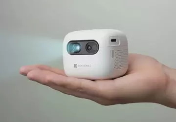 100″ w kieszeni: zaprezentowano ultra-kompaktowy projektor ...