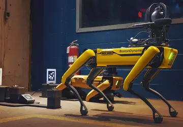 Roboty Boston Dynamics nauczą się rozwiązywać ...