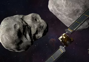 Należąca do NASA sonda kamikaze DART ...