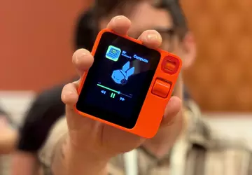 Rabbit R1: poręczny asystent oparty na ...