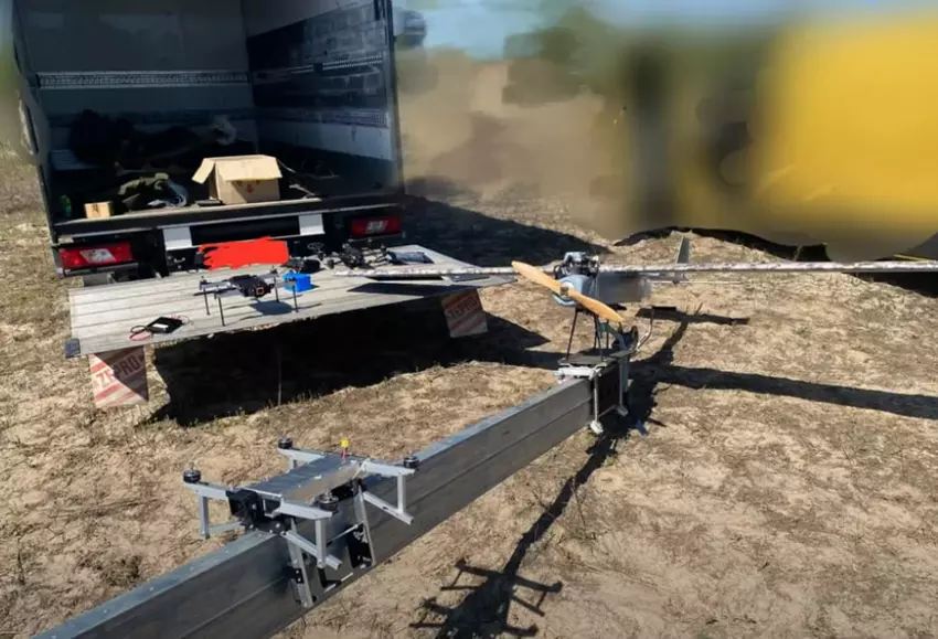 Startowa katapulta dla drona-matki Hohol-M