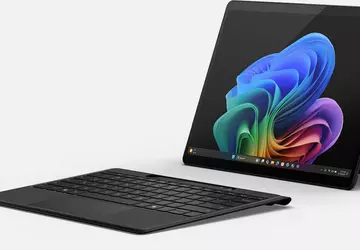 Cienka obudowa, duży wyświetlacz i potężny ...