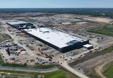 Toyota zbudowała swoją pierwszą fabrykę baterii ...