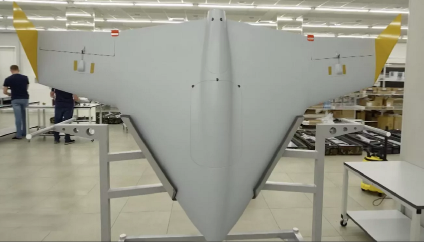 Rosyjska firma ZALA zaprezentowała drona kamikadze Italmas o zasięgu 200 kilometrów, który jest ulepszoną wersją Lancet UAV