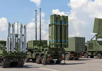 Ukraina kupi od Niemiec 10 IRIS-T: ...