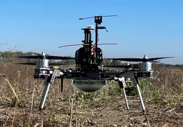 Finowie prezentują nowego drona szturmowego Steel ...