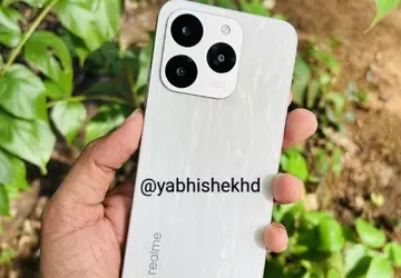 Trójmodułowa kamera: smartfon Realme 15T zaskoczy ...