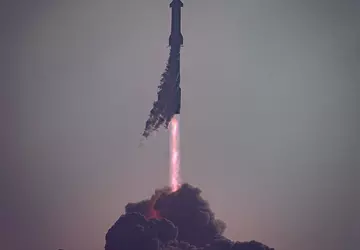 Gwiezdny statek nie chciał dokonać samozniszczenia ...