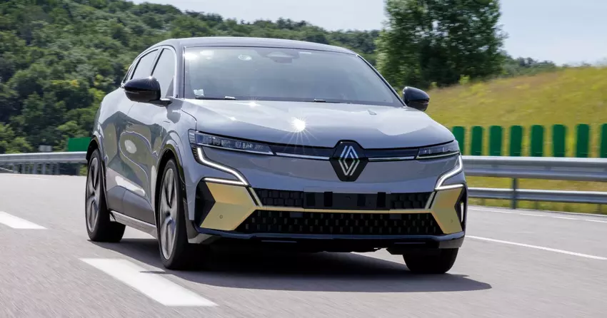 Renault przygotowuje powrót silnika spalinowego w modelu Megane