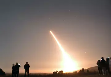 Boeing dostanie 1,6 mld dolarów na ...