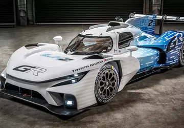 Toyota pokazała w Le Mans wyścigowy ...