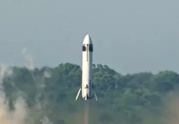 Honda pomyślnie wystrzeliła i wylądowała wielokrotnego ...