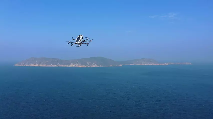 Hiszpańska policja rozpoczyna testy powietrznej taksówki EHang EH216