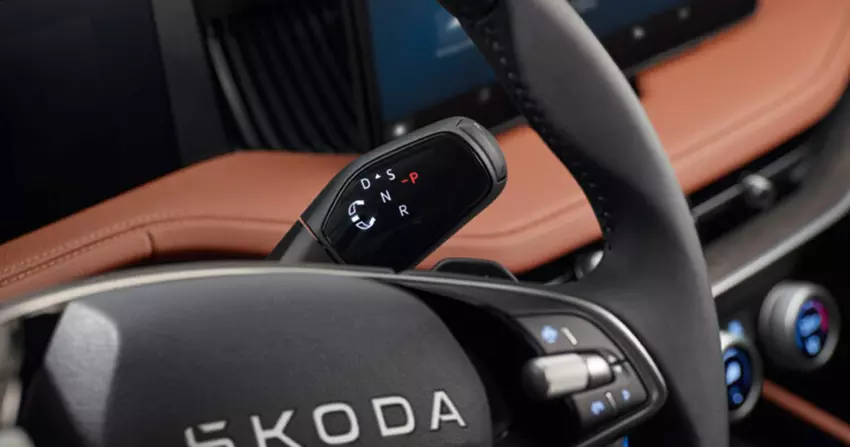 Przełącznik skrzyni biegów Škody Superb - nowy styl i technologia