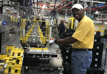 Zawrócenie w ruchu: General Motors inwestuje ...