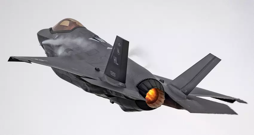 Honeywell Aerospace przygotowuje się do integracji zmodernizowanego systemu zarządzania energią i termiką w myśliwcu piątej generacji F-35 Lightning II.