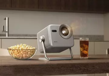Hisense przedstawia kompaktowy projektor 4K laserowy ...