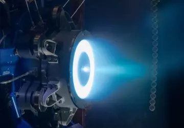NASA przetestowała najpotężniejszy elektryczny silnik rakietowy ...