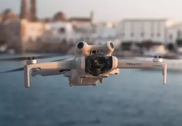 Firma DJI zaprezentowała lekki quadkopter Mini ...