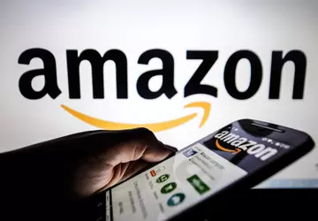 Amazon przypadkowo usuneła reklamę związaną z ...