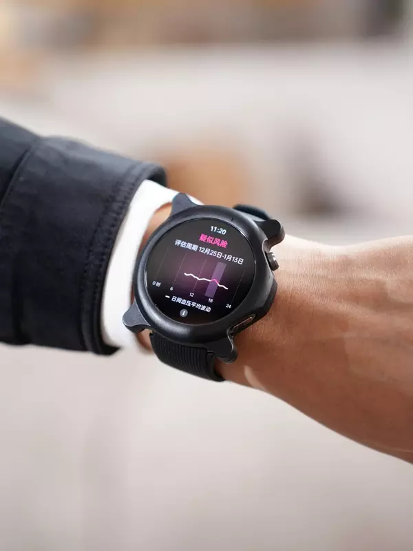 Nowy Oppo Watch X2 w ochronnym etui