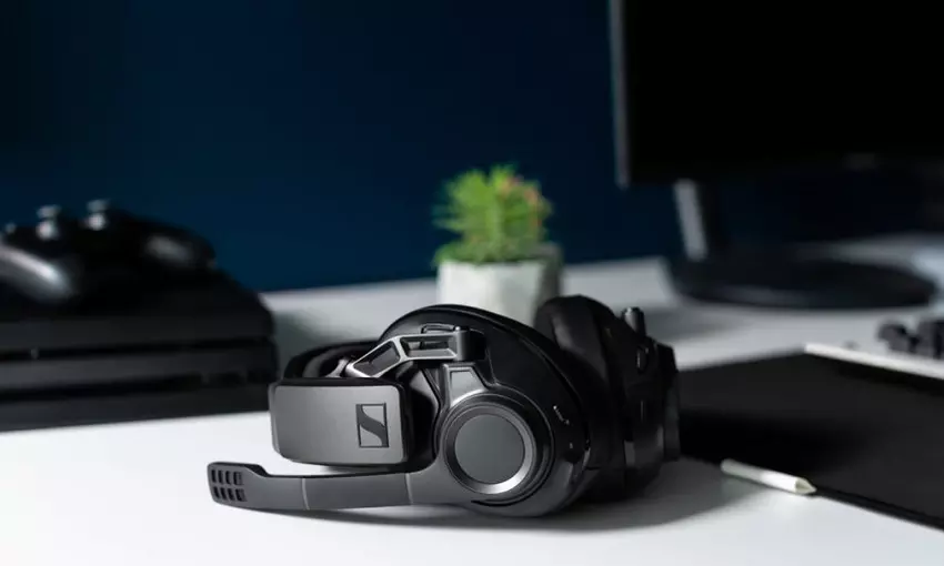 Sennheiser zaprezentował swój pierwszy bezprzewodowy zestaw słuchawkowy do gier GSP 670 