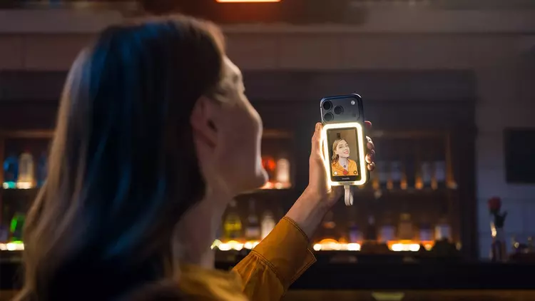Insta360 wprowadza Snap: Rewolucyjny ekran selfie ...
