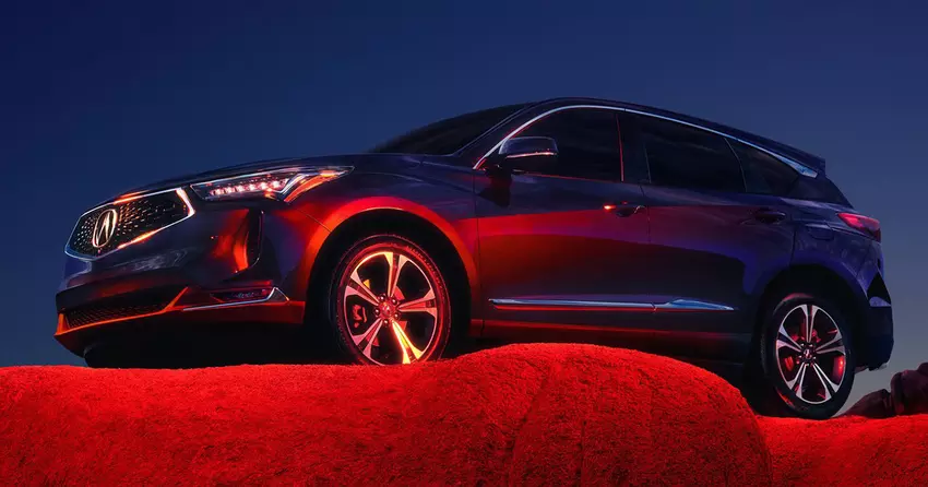 Acura spowalnia przejście na napęd elektryczny: hybrydy powracają
