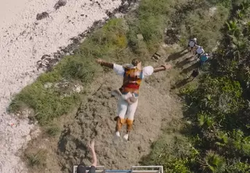 Red Bull bije rekord: Skok Wiary ...