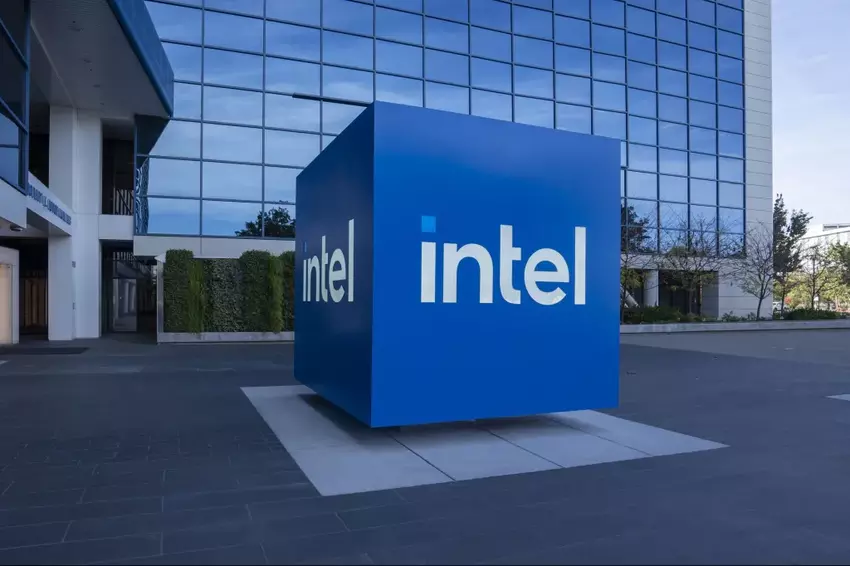 Intel nie wypuści układu Falcon Shores na rynek: firma wykorzysta go jako wewnętrzny układ testowy