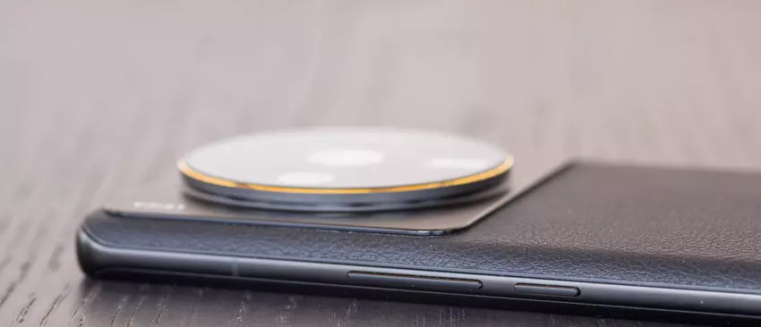 Snapdragon 8 Gen 2, cztery aparaty 50MP Leica, wyświetlacz 120Hz LTPO 4.0 i IP68 cena od 915 dolarów - Xiaomi 13 Ultra