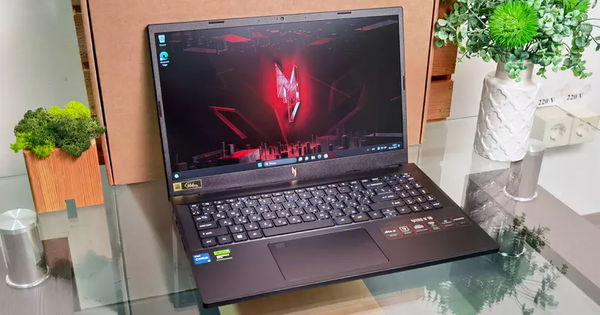 Recenzja Acer Nitro V 15 ANV15-51: podstawowy laptop do gier z kartą graficzną GeForce RTX 4050