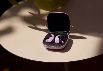 Apple wprowadza słuchawki Beats Fit Pro ...