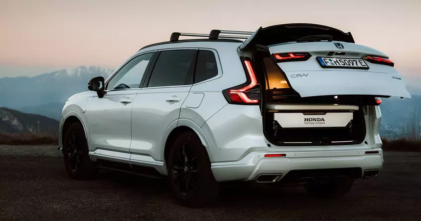 Honda CR-V Dream Pod okazał się kapsułowym hotelem na kółkach