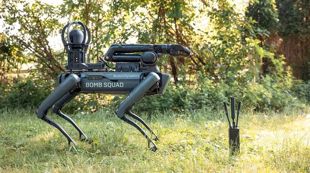 Robo-psy zamiast żołnierzy: Korea Południowa zbroi ...