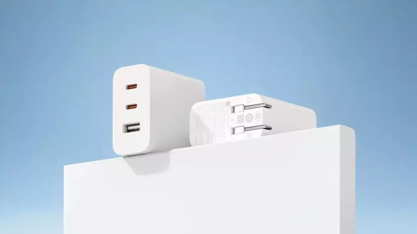 Xiaomi wypuścił nową ładowarkę 67 W z trzema portami i kablem USB-C