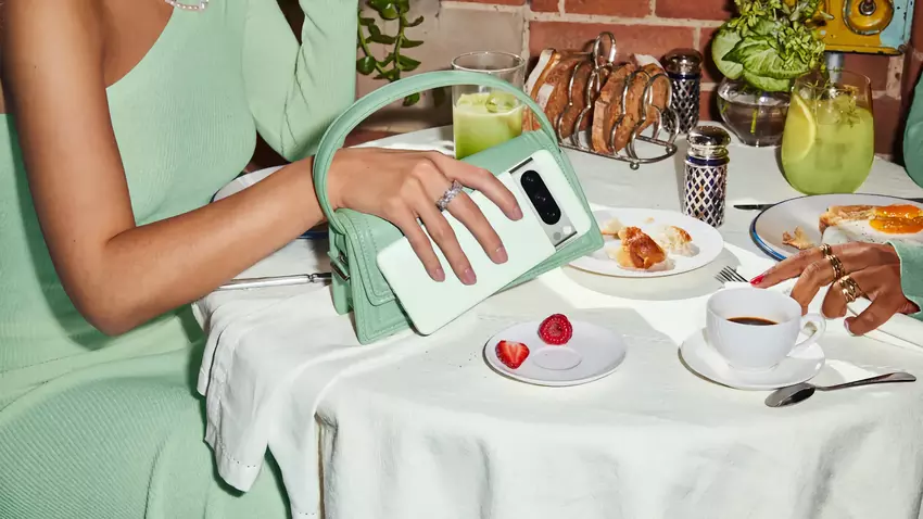 Google zaprezentowało Pixel 8 i Pixel 8 Pro w kolorze Mint