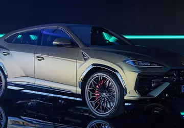 Najpierw będzie hybryda: Lamborghini odłożyło premierę ...