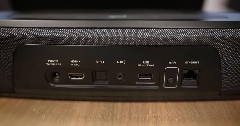 Soundbar POLK AUDIO MAGNIFI MINI pod monitor