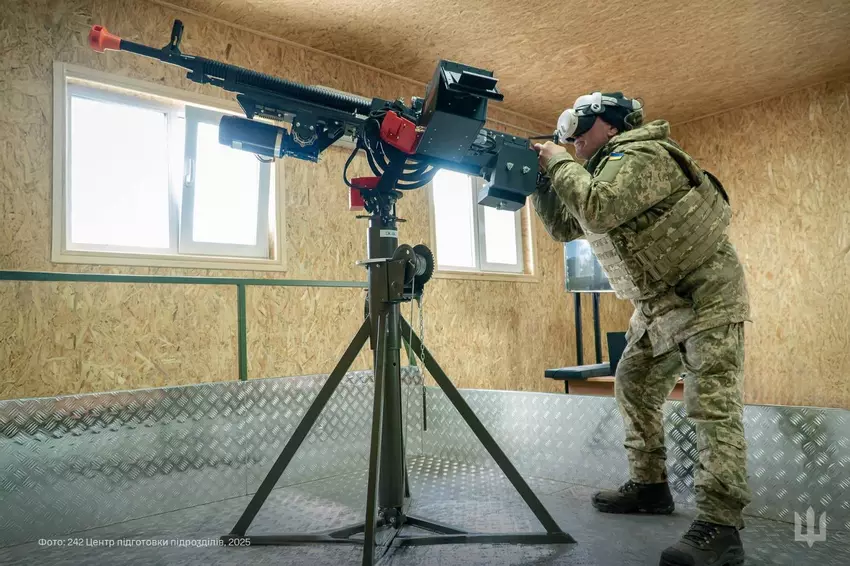 Kamizelka kuloodporna, hełm VR i karabin: jak Siły Zbrojne Ukrainy przygotowują mobilizowanych do walki wirtualnie i realnie