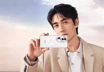 OPPO Reno 11 Pro: wyświetlacz OLED ...