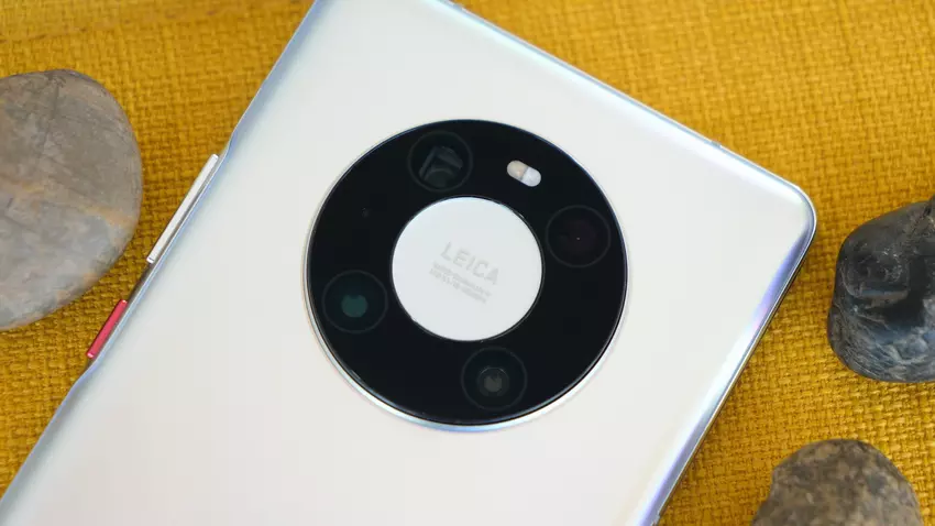 Huawei wznawia sprzedaż flagowca Mate 40E Pro 5G z Kirinem 9000L i aparatem Leica po obniżce o 230 dolarów