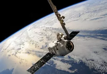 Nowy rekord SpaceX: firma wyniosła na ...