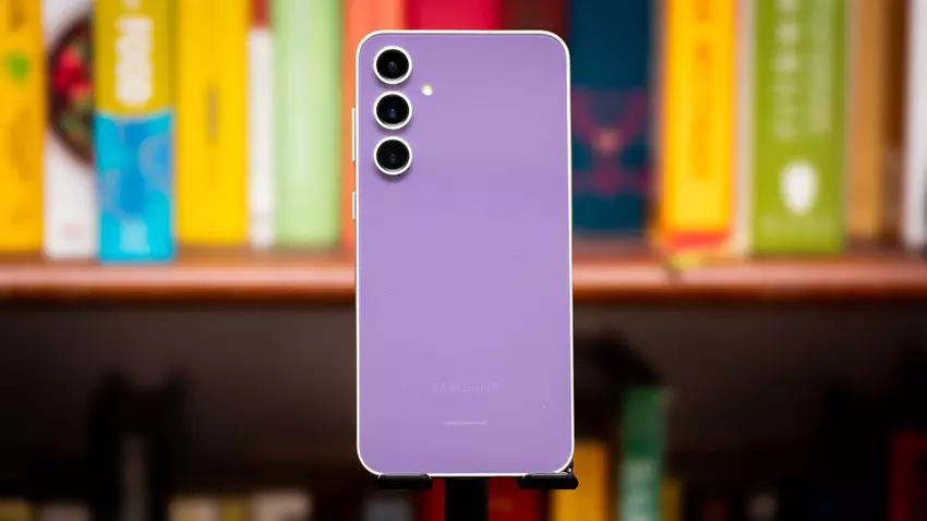 Samsung Galaxy S23 FE zaczął otrzymywać nowe oprogramowanie One UI 7.0, ale jak na razie tylko w Korei Południowej