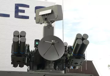 Nie tylko LRU i Caesar: Francja ...