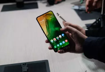 Źródło: Samsung Galaxy A90 dostanie modem ...