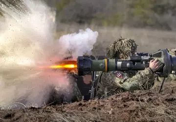 Siły Operacji Specjalnych niszczą rosyjski czołg ...